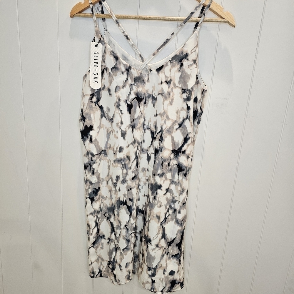 Olive and Oak Dress Women’s Size S NWT Mini Slip On Lined Summer Wedding